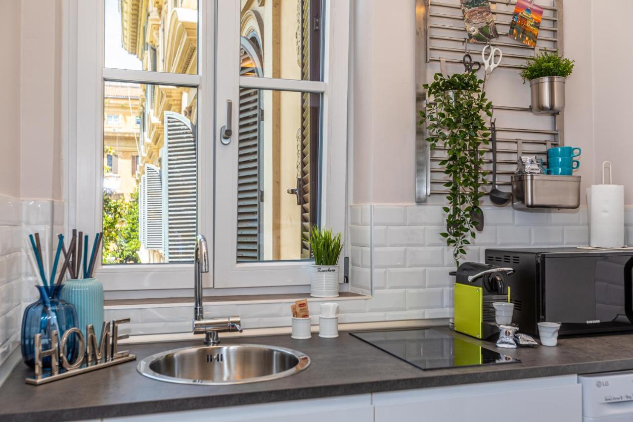 Apartment Cortiletto Montebello Rom